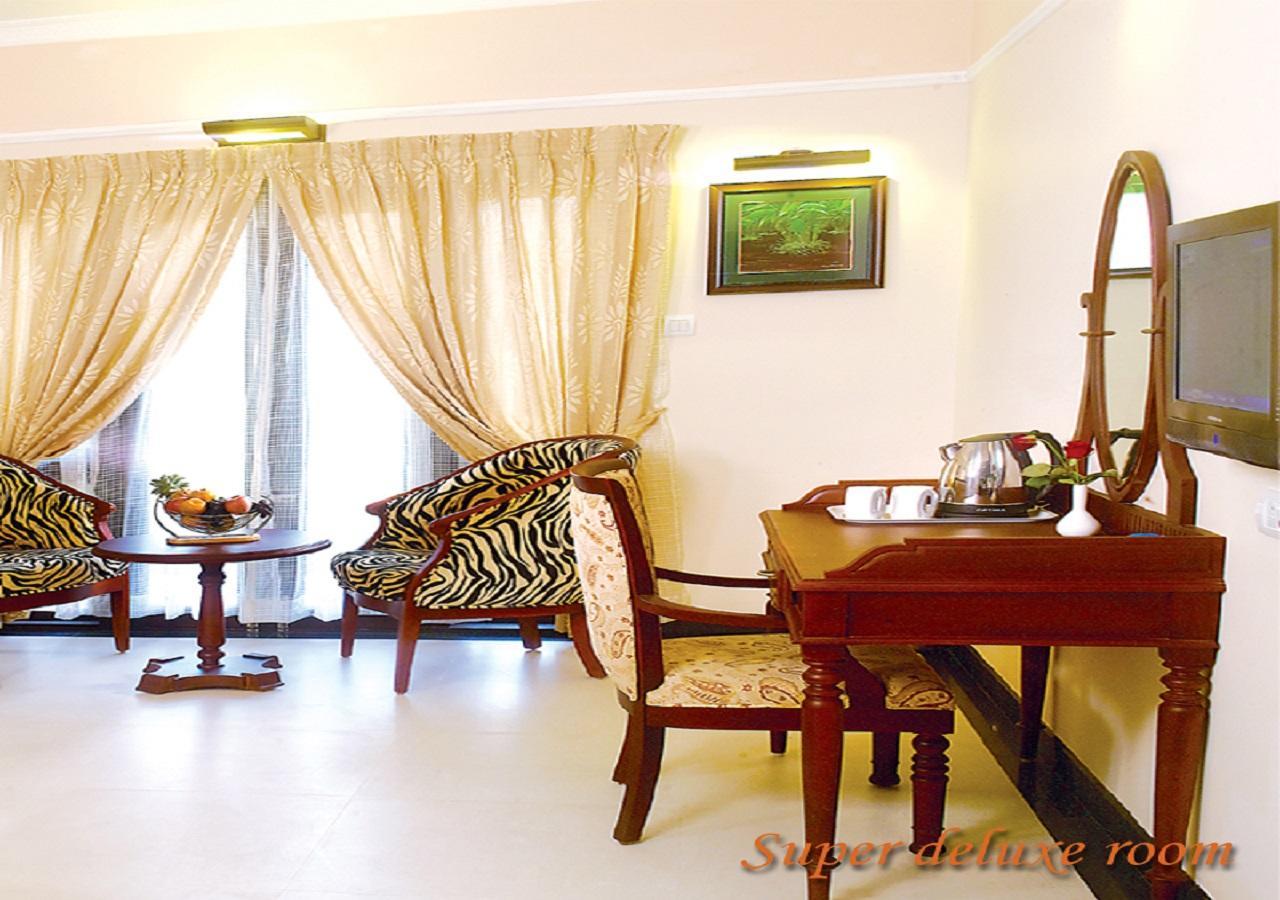 מלון Kumily Grand Thekkady מראה חיצוני תמונה
