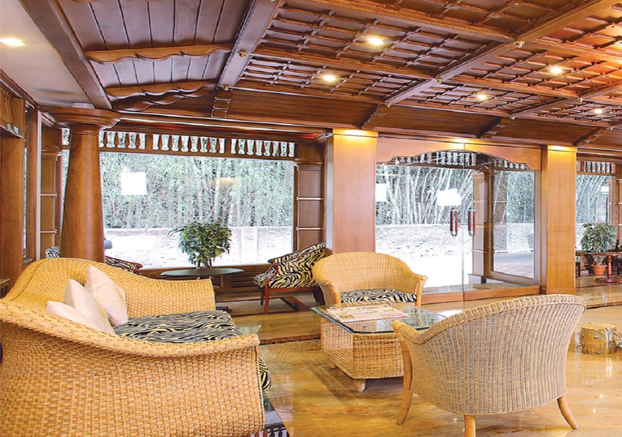 מלון Kumily Grand Thekkady מראה חיצוני תמונה